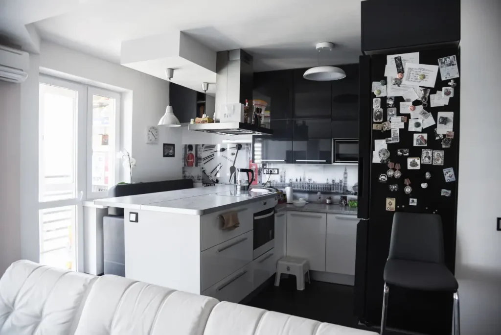 Распил ДСП и оклейка кромкой